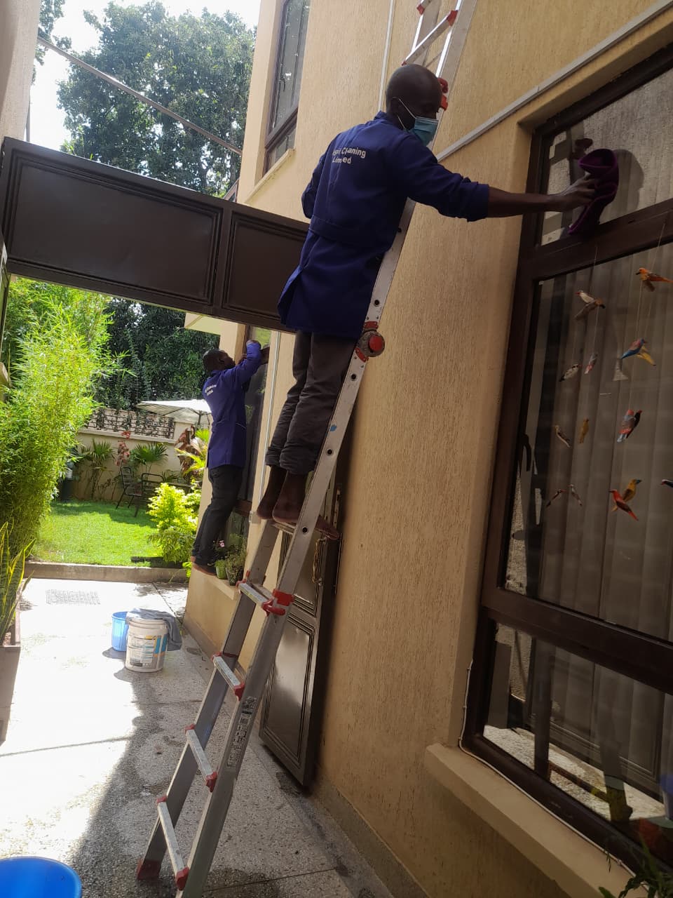 Apartment Exterior Cleaning